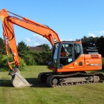 DOOSAN DX140LC EXCAVATOR